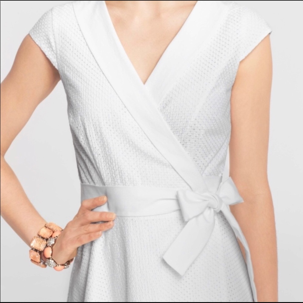 Ann Taylor Cotton Eyelet Wrap White Dress Size 6